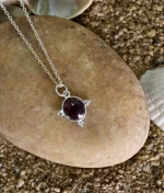 925 silver garnet pendant