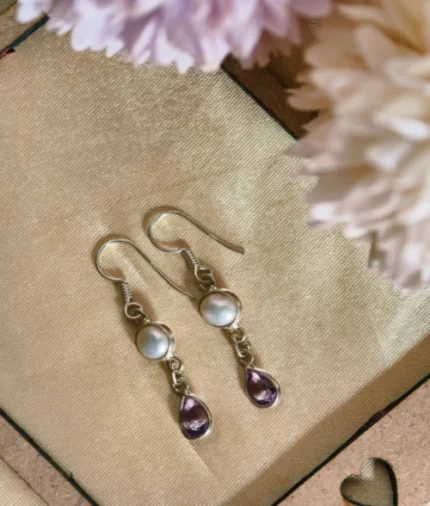 pearl and amethyst dangle earrings in 925 sterling silver with teardrop gemstone