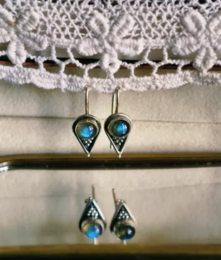 labradorite silver hook earrings in 925 sterling silver with round cabochon gemstone