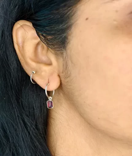garnet hoops in 925 silver